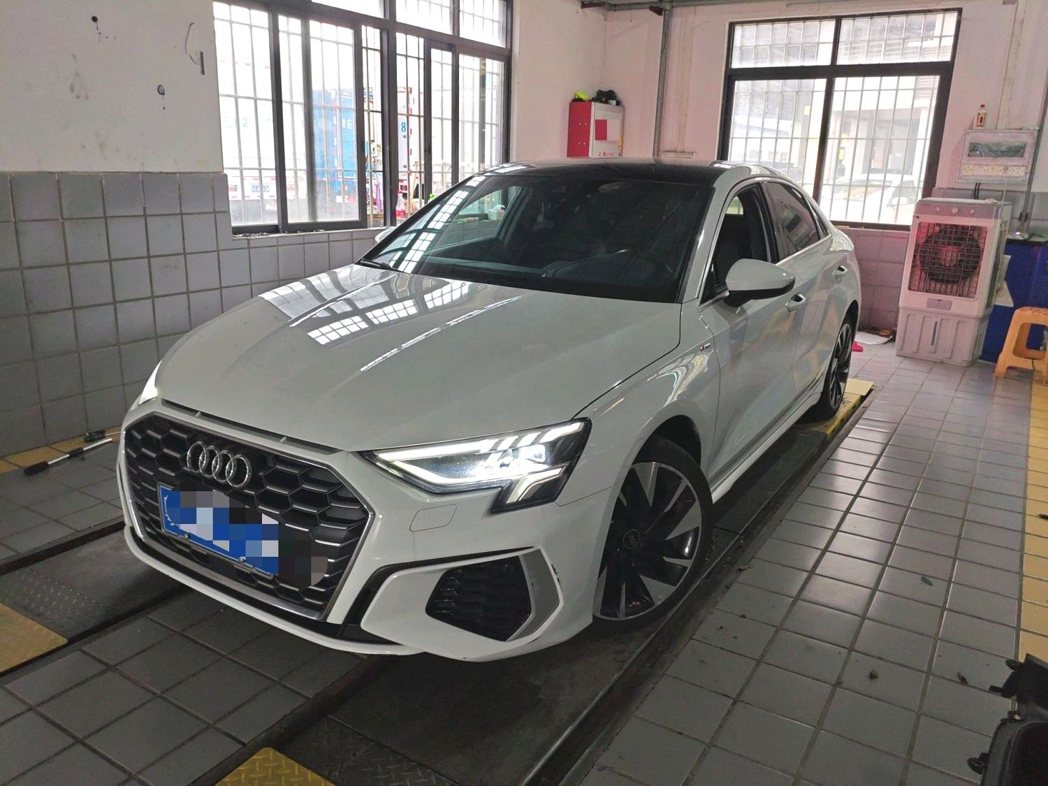 2022 2022 car image