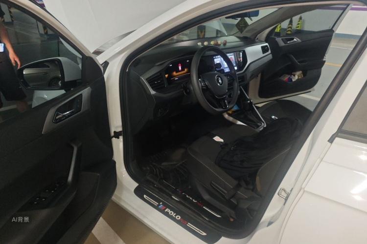 Volkswagen Polo 2023 car image #18