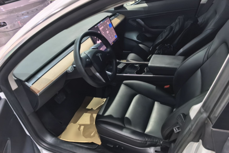 Tesla Model 3 2020 #15 Tesla Model 3 2020 car image #15