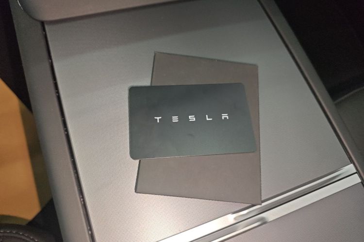 Tesla Model Y 2026 #9 Tesla Model Y 2026 immagine di auto #9