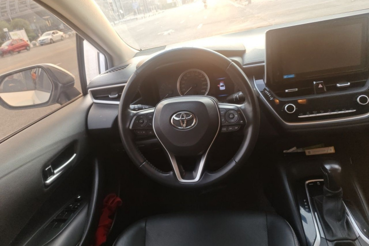 Toyota Corolla 2020 car image #11