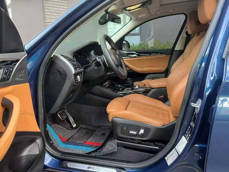 BMW X3 2019 car image #6