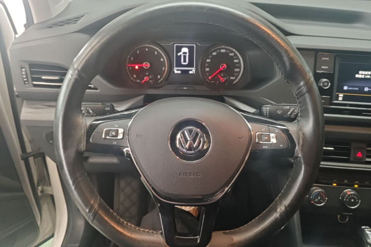 Volkswagen Tharu 2020 صورة سيارة #11