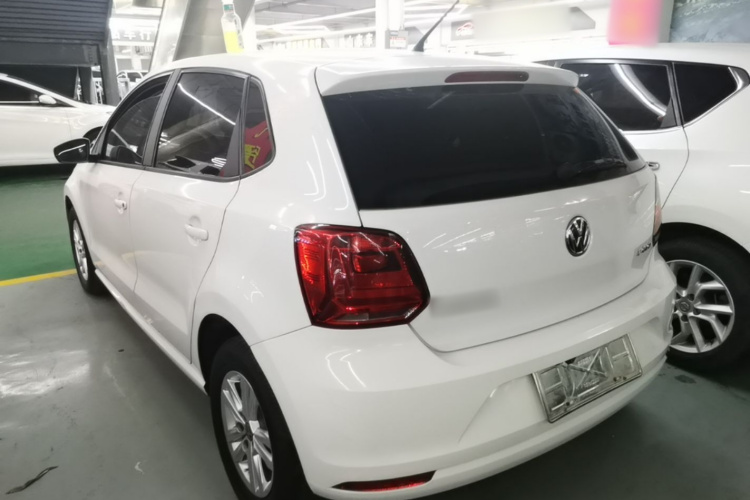 Volkswagen Polo 2018 car image #5
