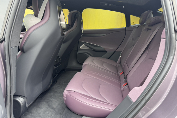 MI SU7 2024 صورة سيارة #12