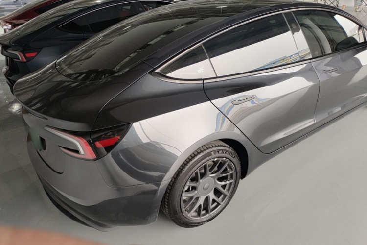 Tesla Model 3 2024 imagem de carro #7