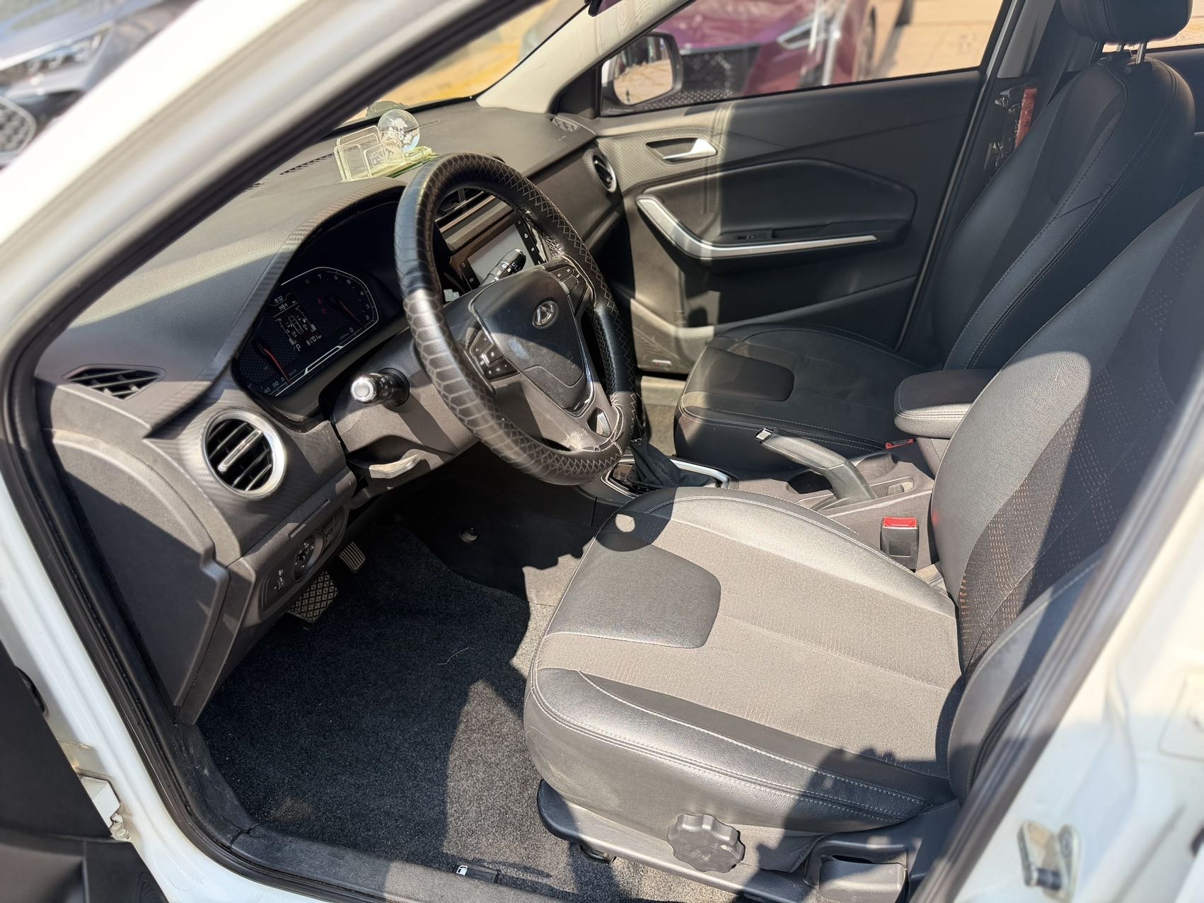 Chery Tiggo 3x 2018 car image #6
