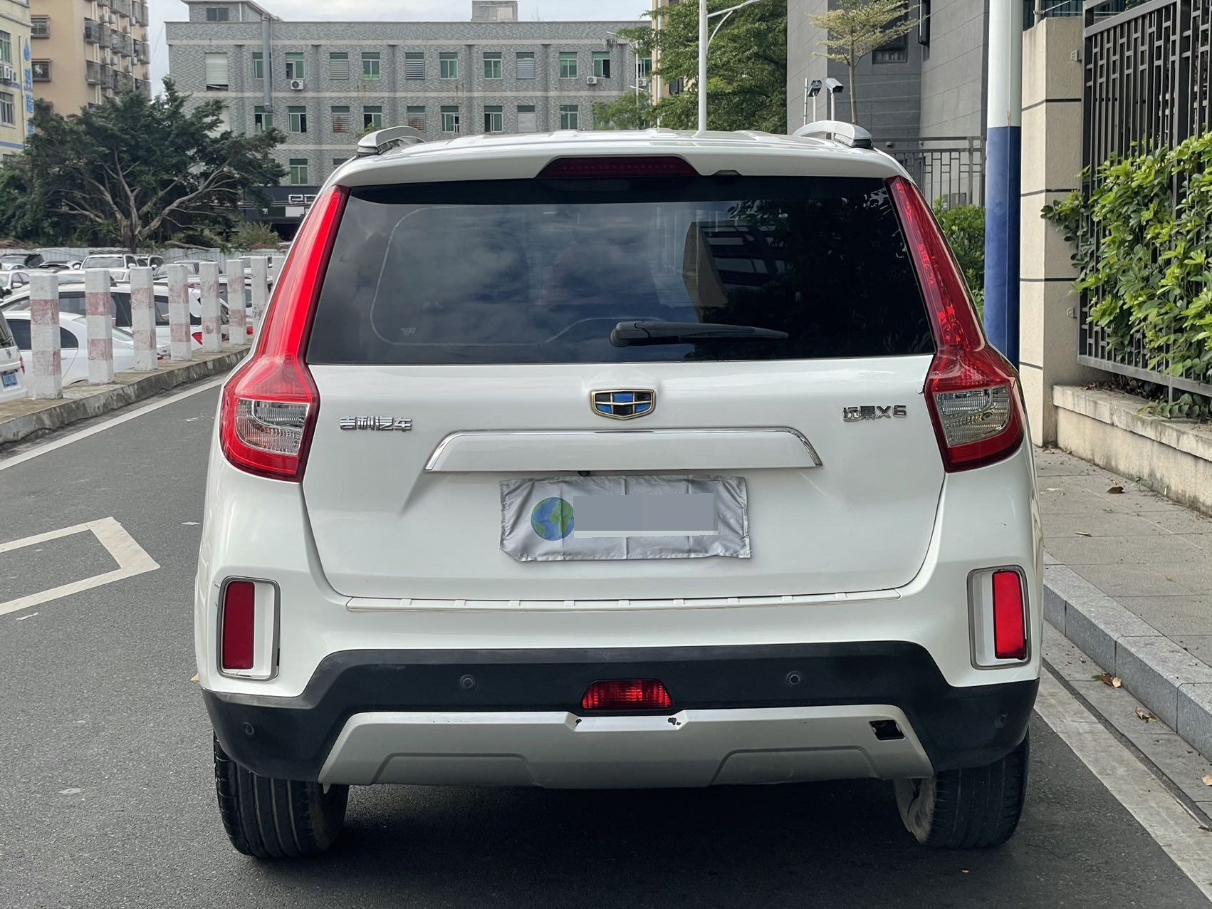 GEELY Vision X6 2017 car image #8