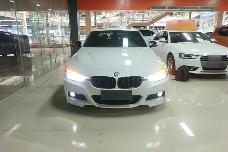 BMW 3 Series 2019 #3 BMW 3 Series 2019 car image #3