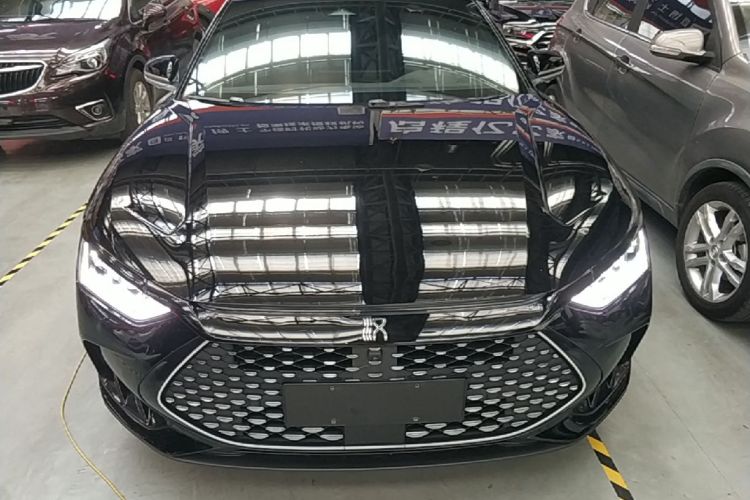 BYD Han 2024 car image #3