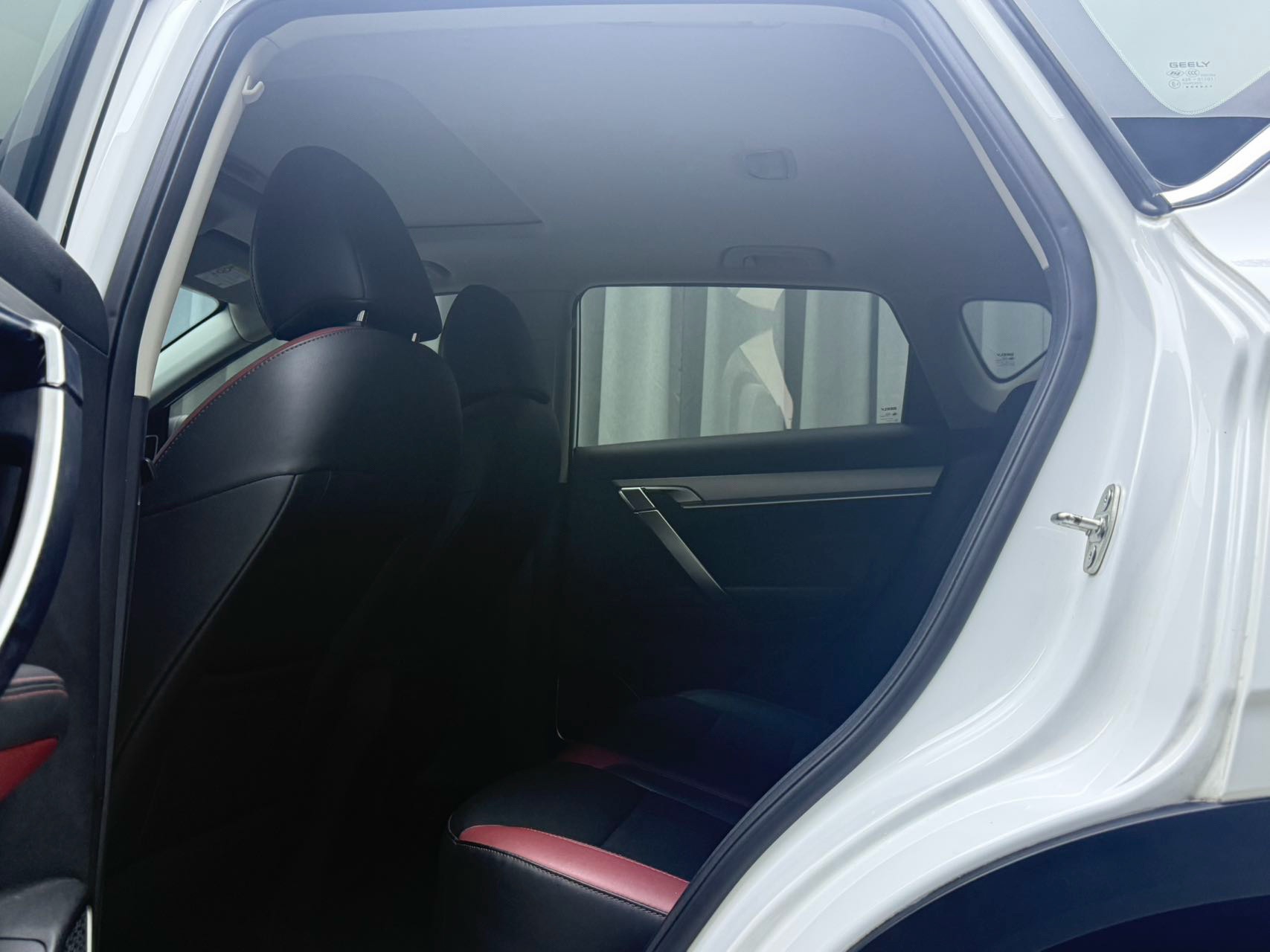 GEELY Coolray 2022 #14 GEELY Coolray 2022 car image #14