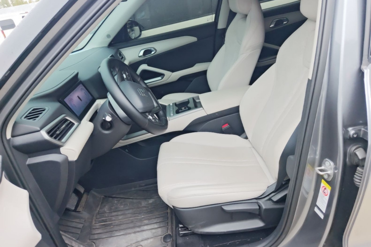 BYD YuanUP 2025 car image #15
