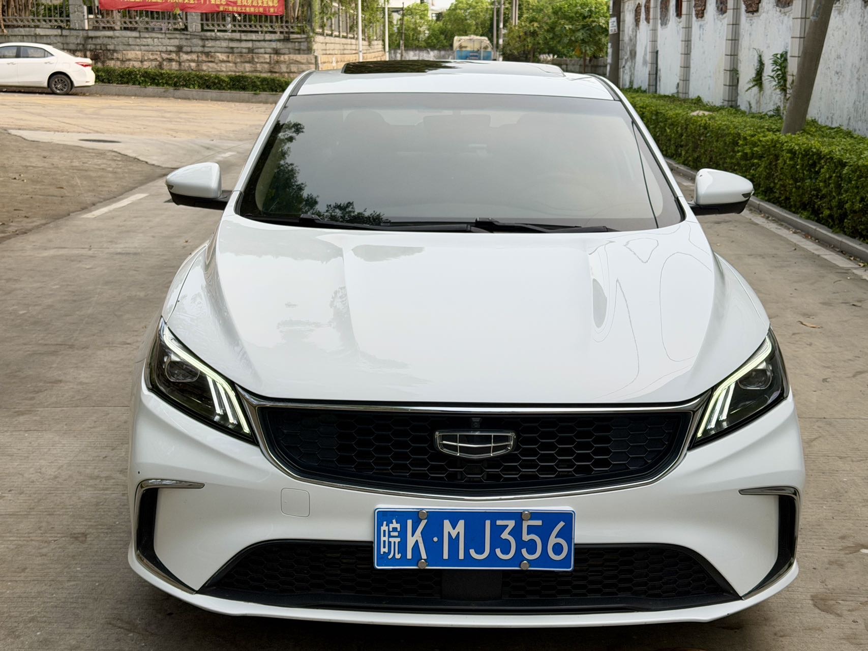 GEELY Binray 2021 car image #2