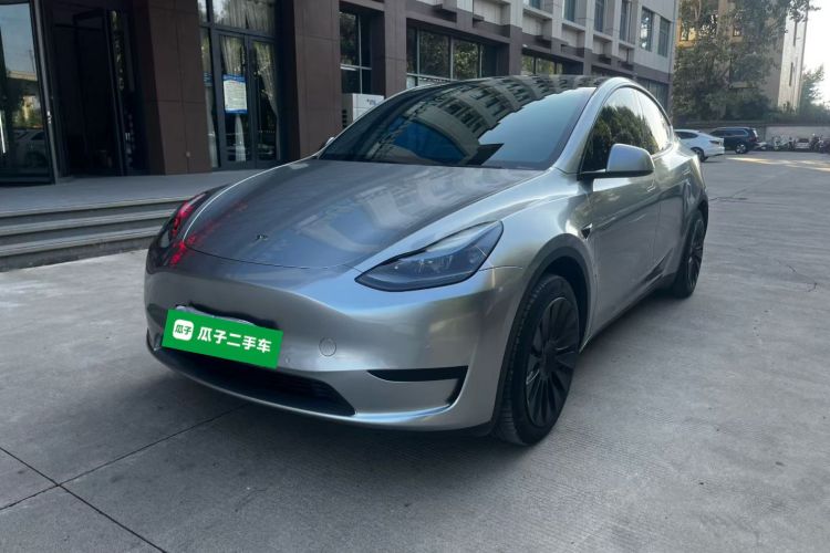 Tesla Model Y 2022 #2 Tesla Model Y 2022 car image #2