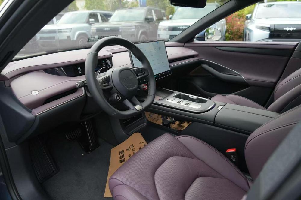 2024 #10 2024 immagine di auto #10