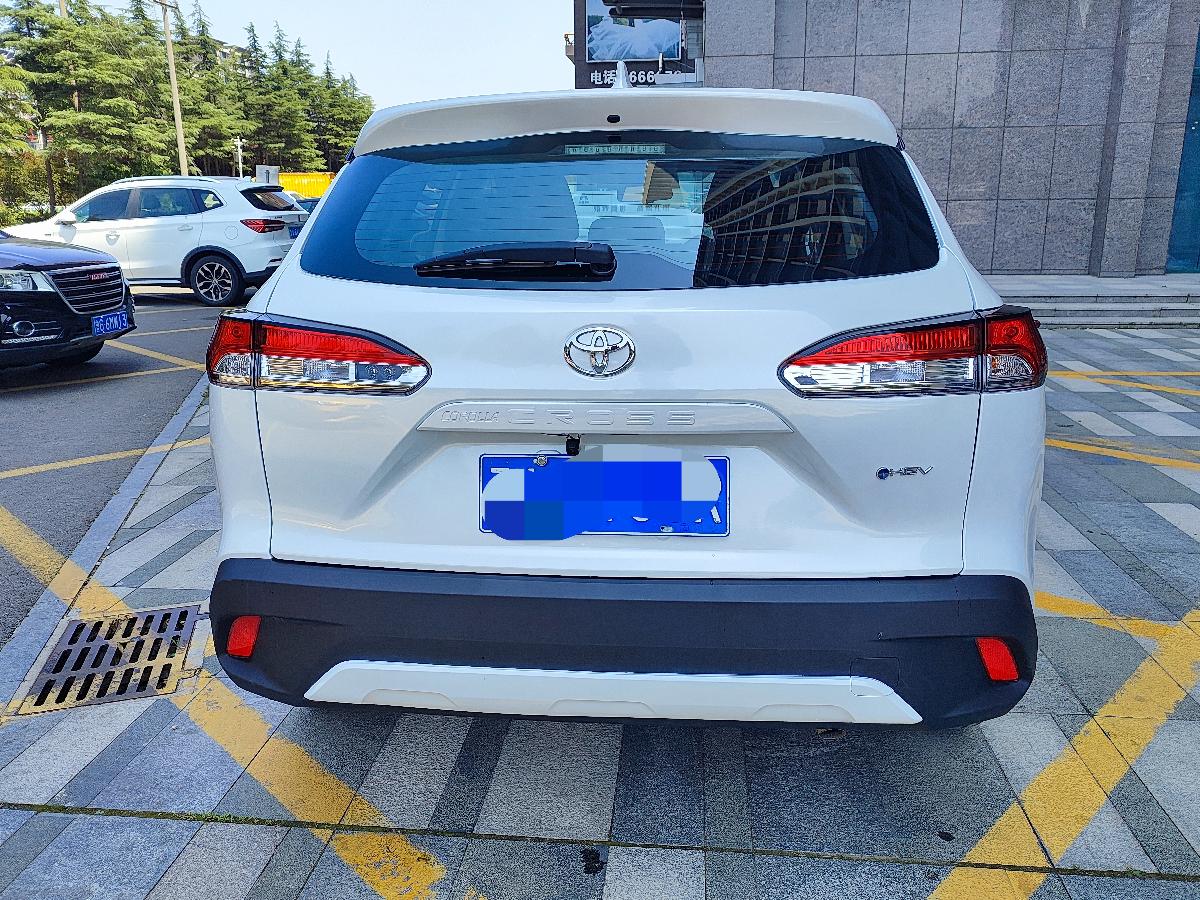 Toyota Corolla Cross 2025 #6 Toyota Corolla Cross 2025 car image #6