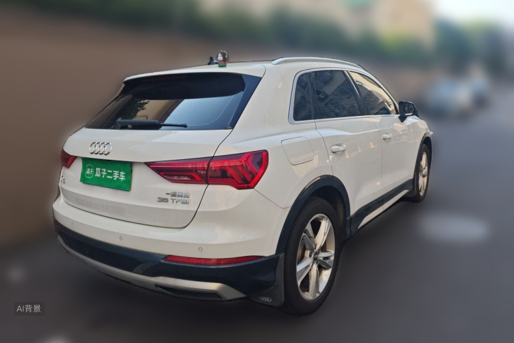 Audi Q3 2020 car image #7