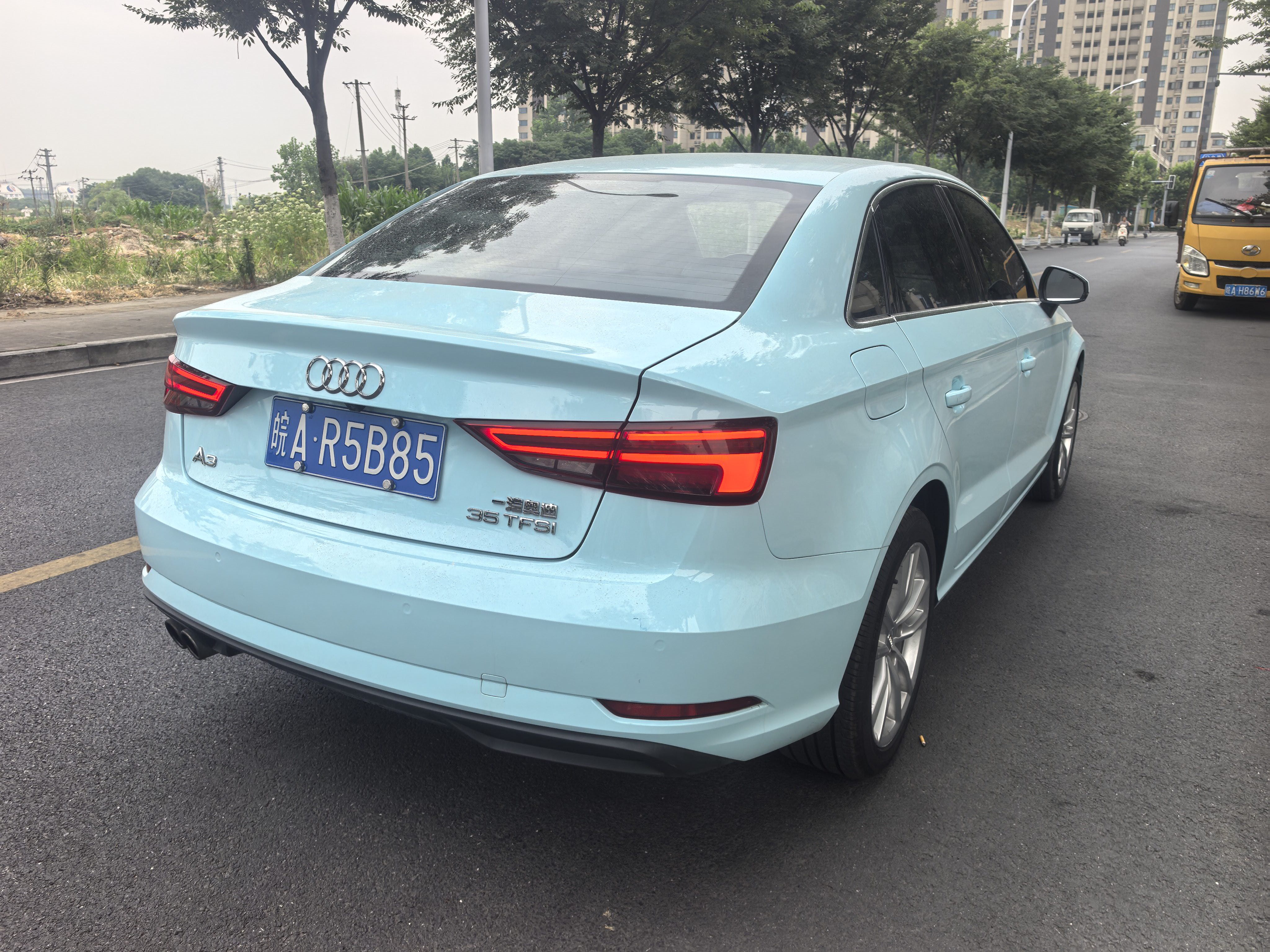 Audi A3 2017 car image #9