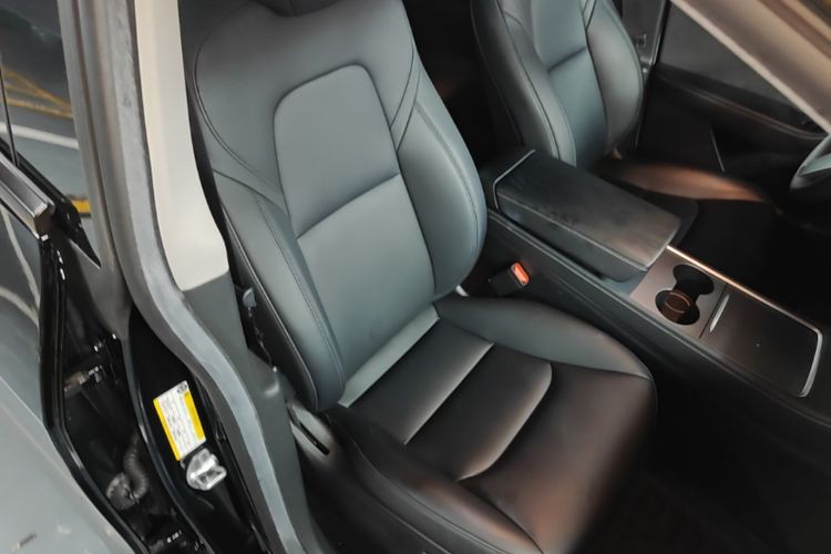 Tesla Model Y 2023 #24 Tesla Model Y 2023 car image #24