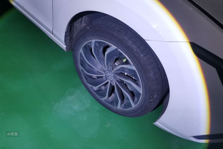 Volkswagen Golf 2023 car image #9