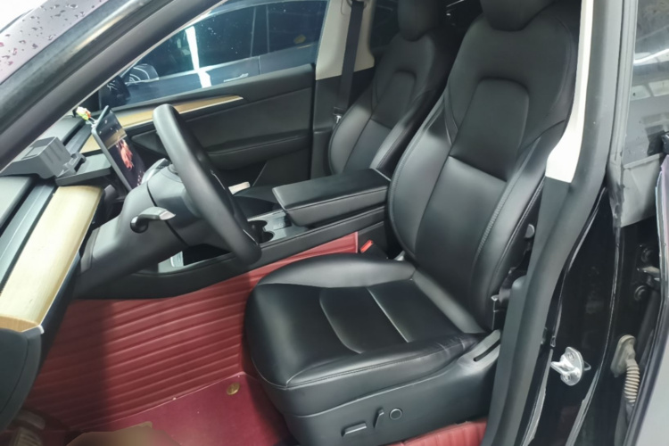 Tesla Model Y 2022 #19 Tesla Model Y 2022 car image #19