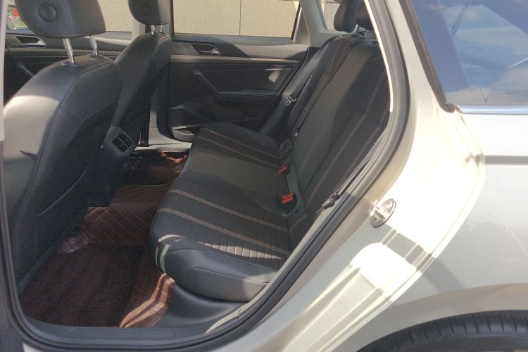 Volkswagen Lavida 2020 car image #17