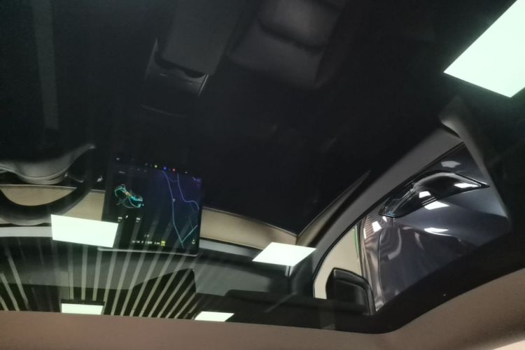 Tesla Model Y 2021 #18 Tesla Model Y 2021 car image #18