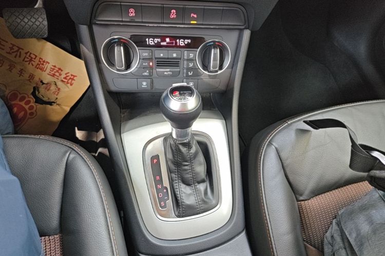 Audi Q3 2018 #14 Audi Q3 2018 car image #14