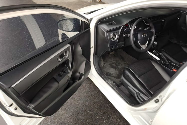 Toyota Corolla 2018 #16 Toyota Corolla 2018 car image #16