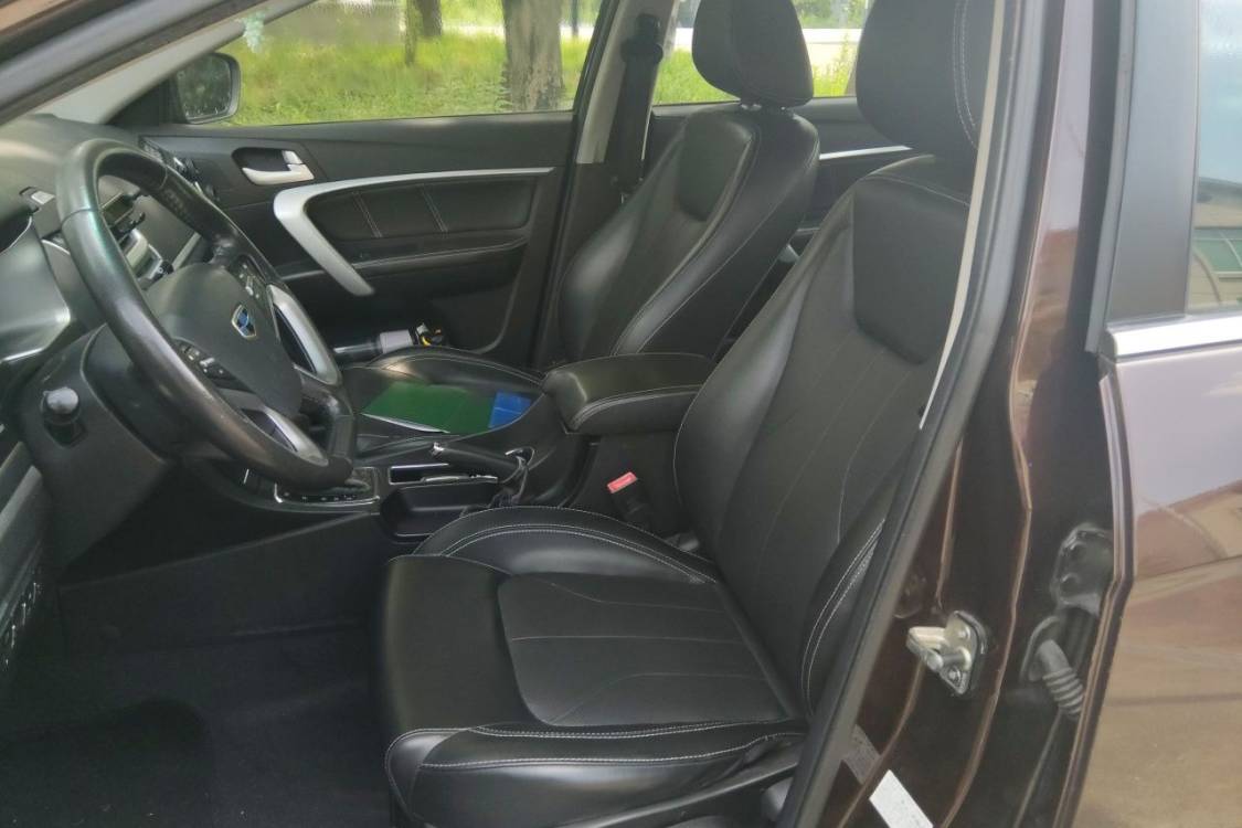GEELY Emgrand 2015 car image #20