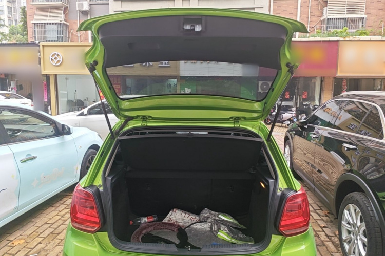 Volkswagen Polo 2016 #19 Volkswagen Polo 2016 car image #19
