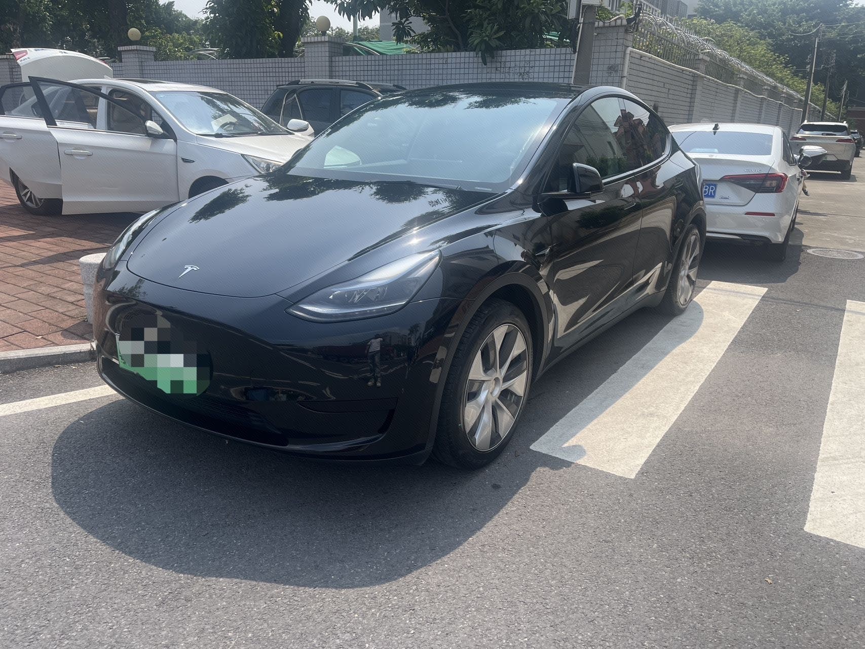 Tesla Model Y 2022 car image 