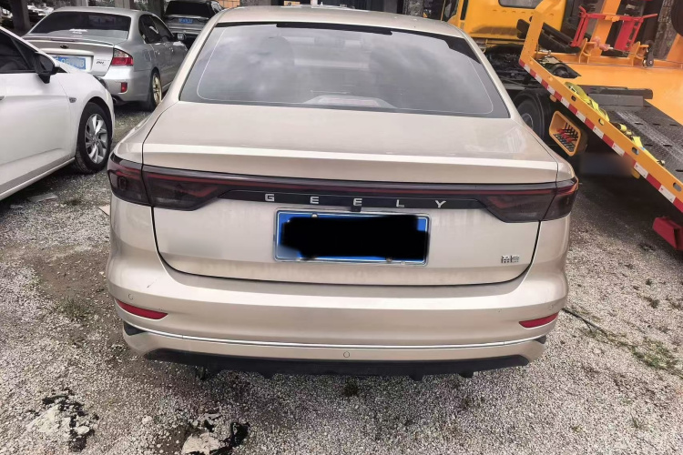 GEELY Emgrand 2022 #6 GEELY Emgrand 2022 car image #6