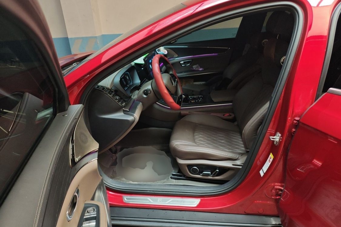 BYD Han 2021 صورة سيارة #18