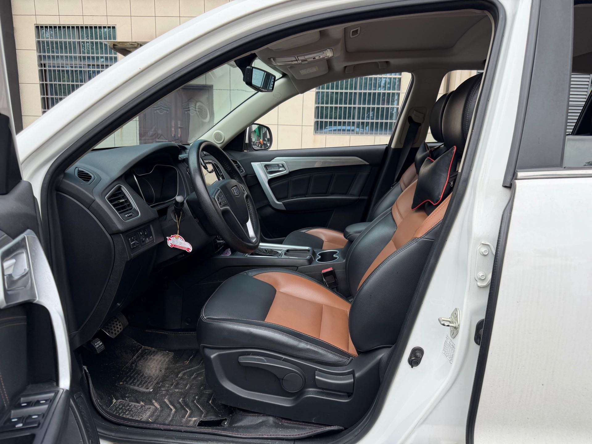 GEELY Vision X6 2017 #4 GEELY Vision X6 2017 car image #4