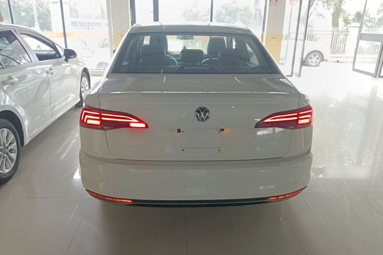 Volkswagen Bora 2019 car image #6