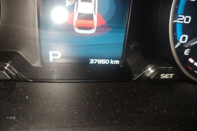 GEELY Emgrand 2019 car image #14