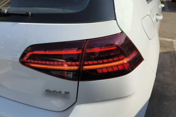 Volkswagen Golf 2018 #8 Volkswagen Golf 2018 car image #8