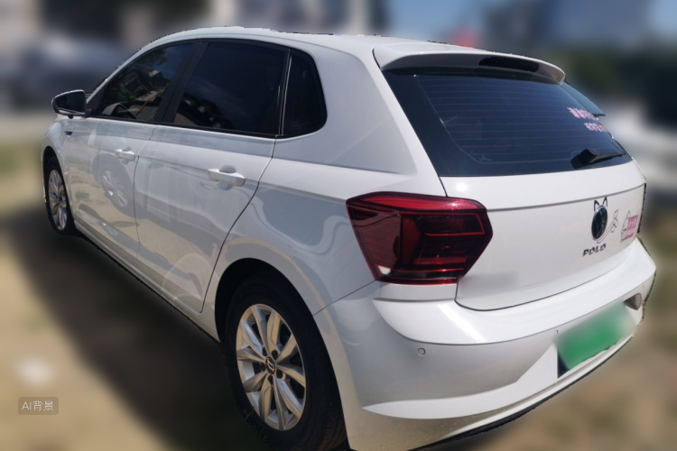 Volkswagen Polo 2023 car image #5