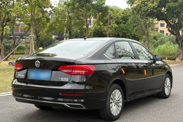 Volkswagen Lavida 2020 #5 Volkswagen Lavida 2020 car image #5