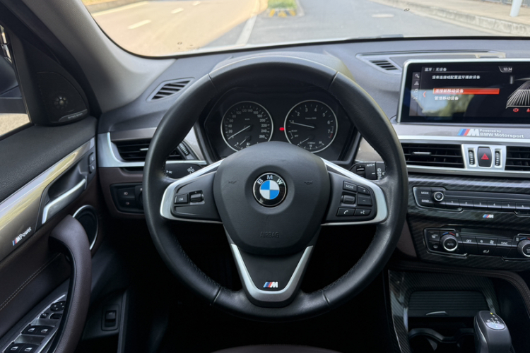 BMW X1 2018 #22 BMW X1 2018 car image #22