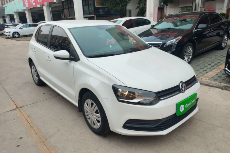 Volkswagen Polo 2019 car image #4