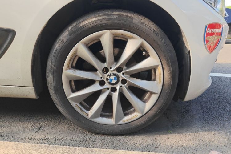 BMW 3 Series GT 2019 imagem de carro #9