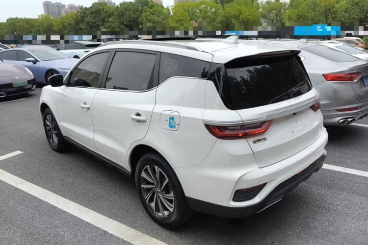 GEELY Vision X6 2021 car image #7