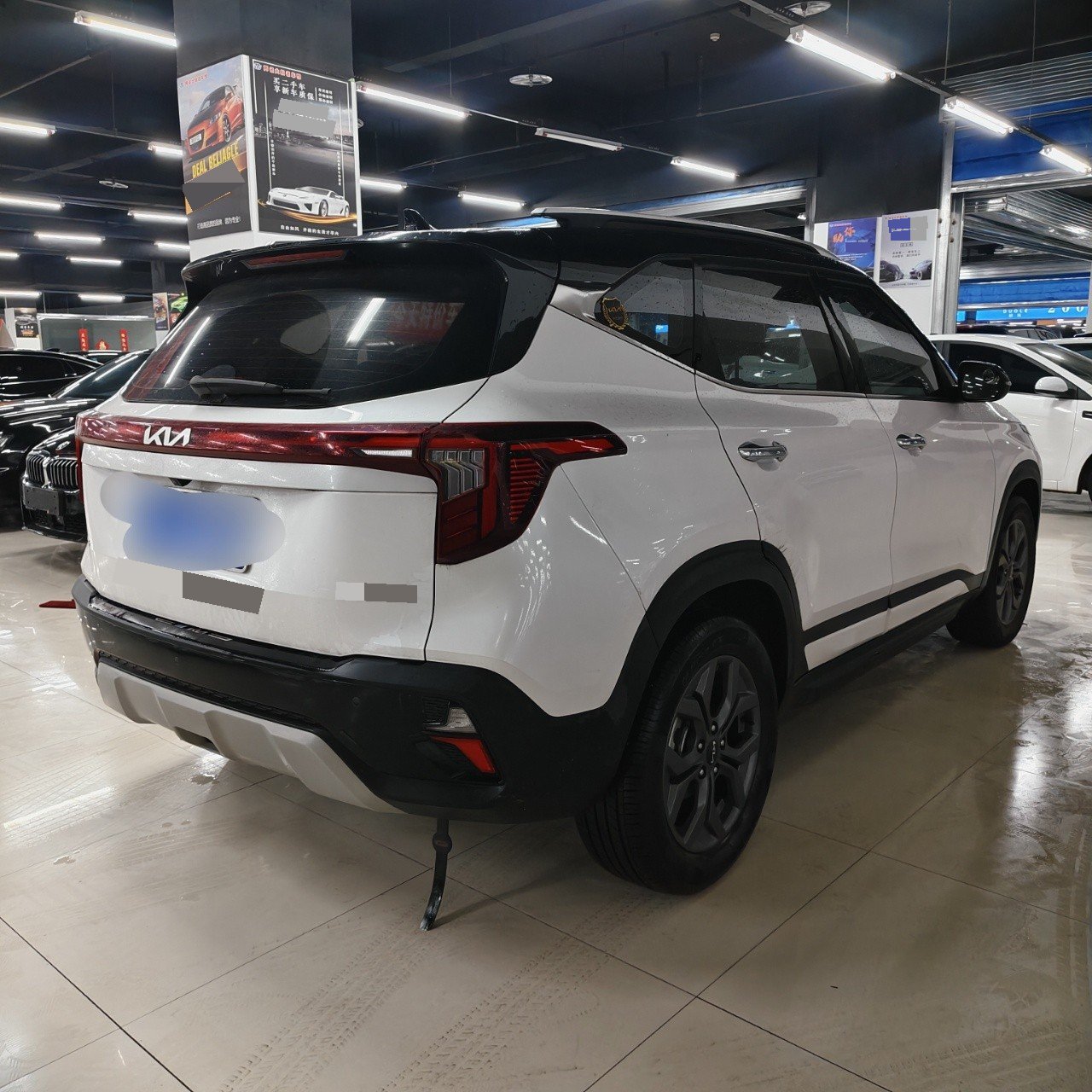Kia Seltos 2023 immagine di auto #9