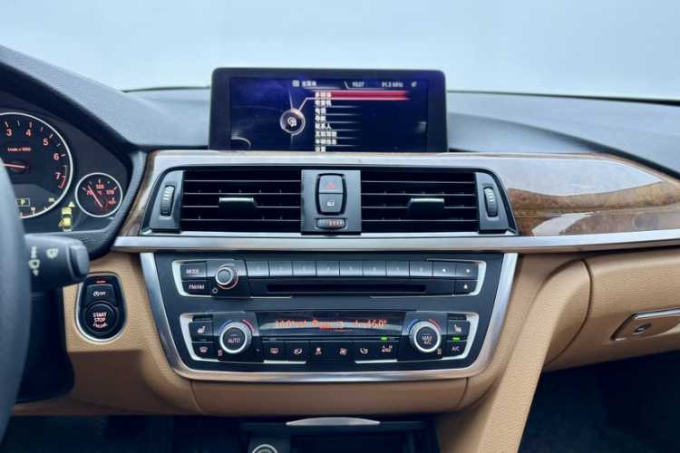 BMW 3 Series 2015 #17 BMW 3 Series 2015 car image #17
