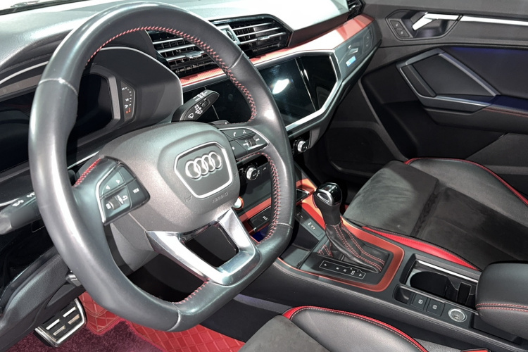 Audi Q3 2020 #13 Audi Q3 2020 car image #13