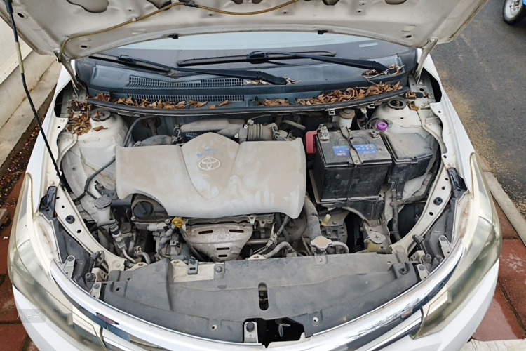 Toyota Vios 2015 صورة سيارة #22