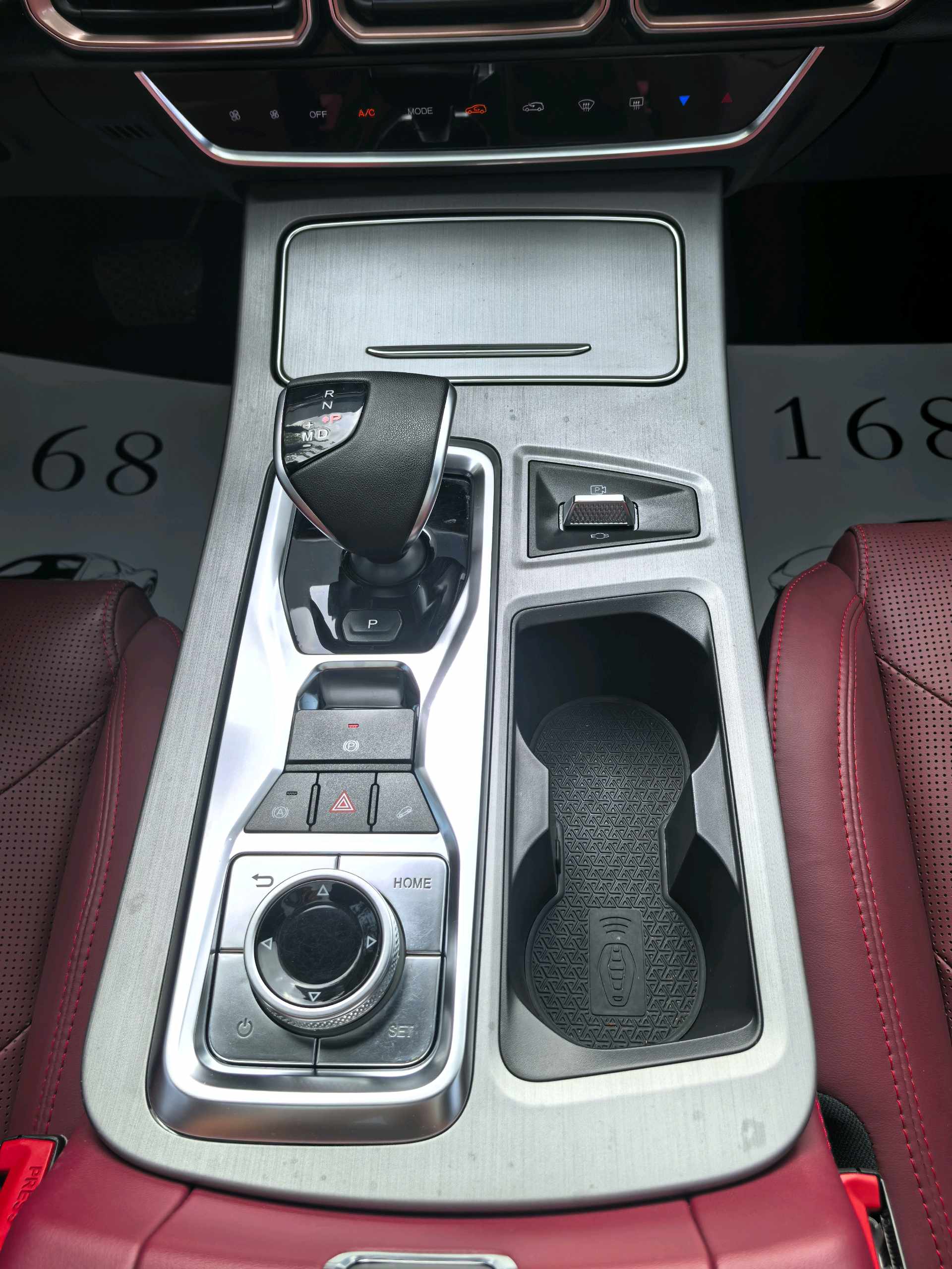 Jetour X70 PLUS 2022 car image #14