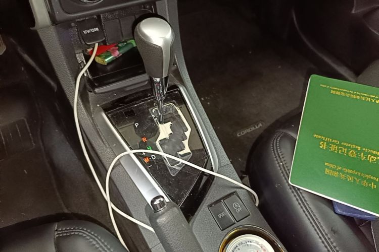 Toyota Corolla 2018 car image #16